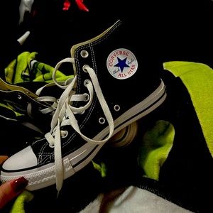 Black womens converse